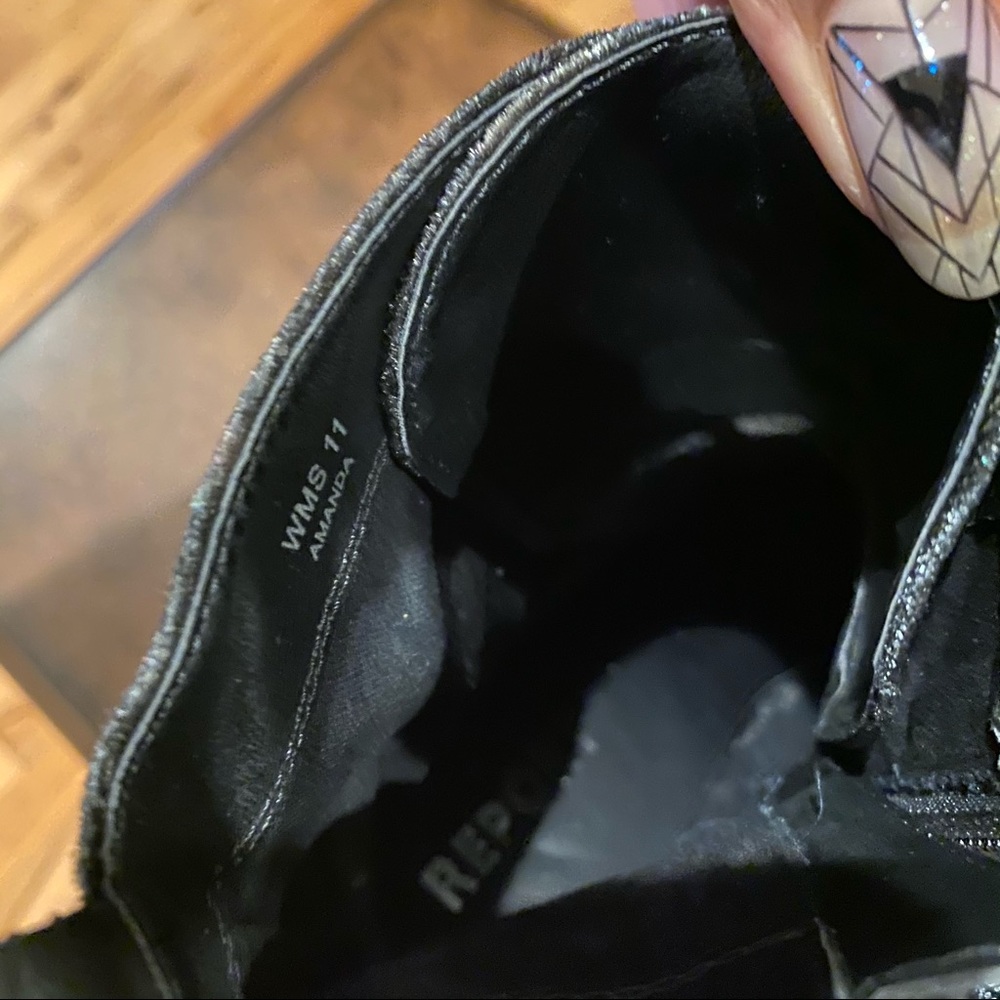 Report Booties - image 4